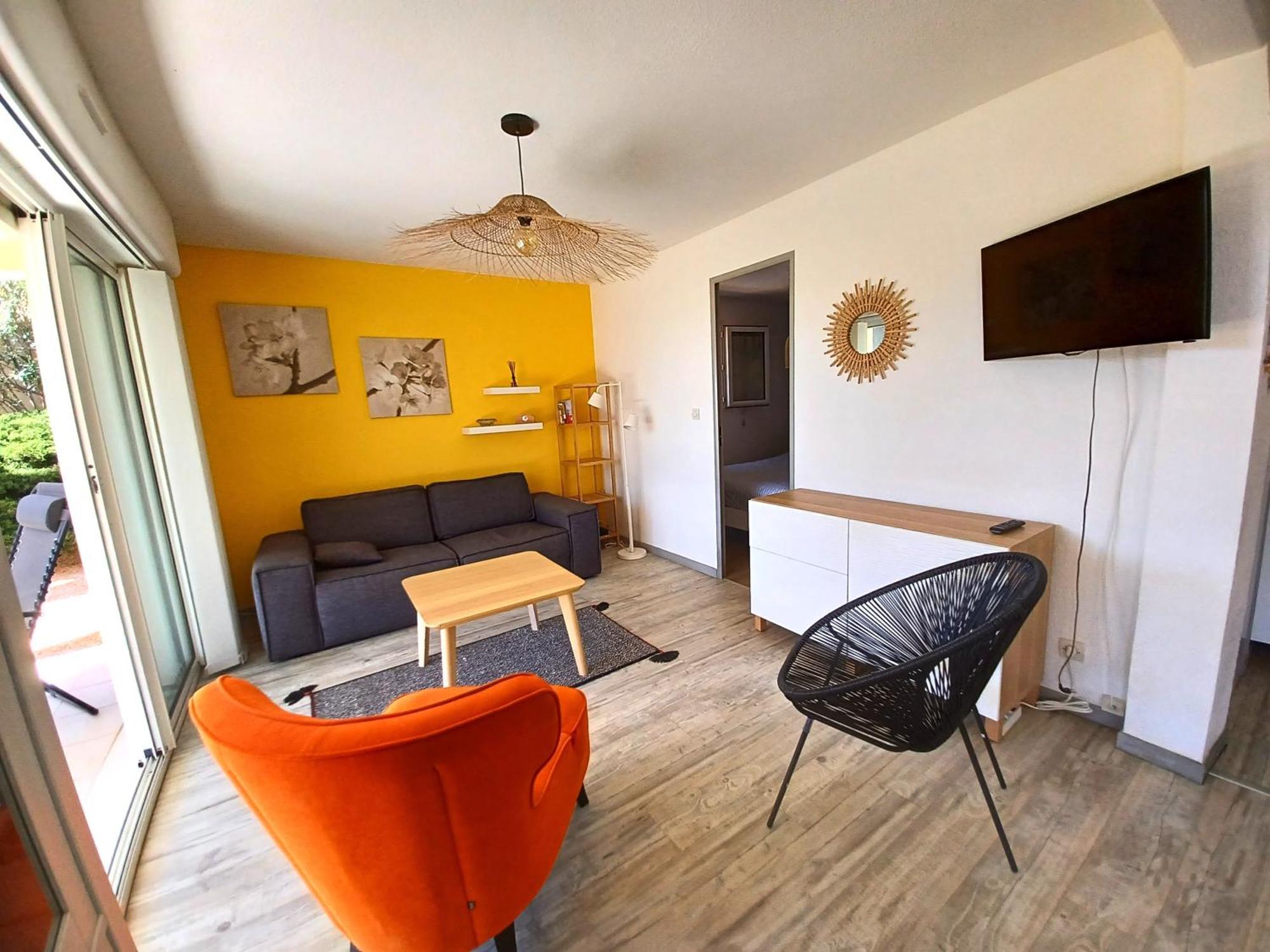 Plain-Pied Jardin 6 Personnes Clim Vue Mer Parking Wifi Terrasse Piscine Dans La Residence Saint-Pierre-la-Mer  Εξωτερικό φωτογραφία