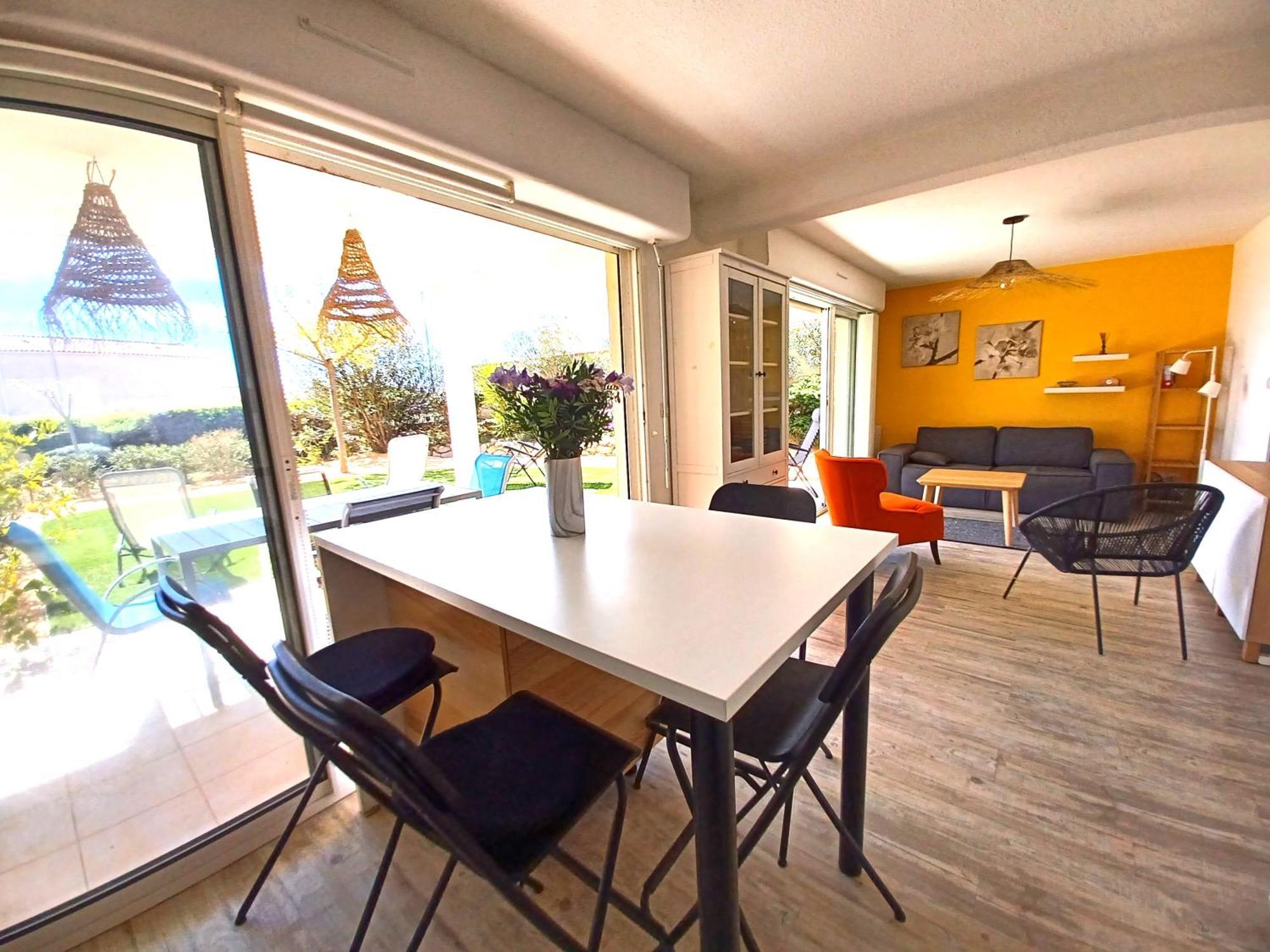 Plain-Pied Jardin 6 Personnes Clim Vue Mer Parking Wifi Terrasse Piscine Dans La Residence Saint-Pierre-la-Mer  Εξωτερικό φωτογραφία